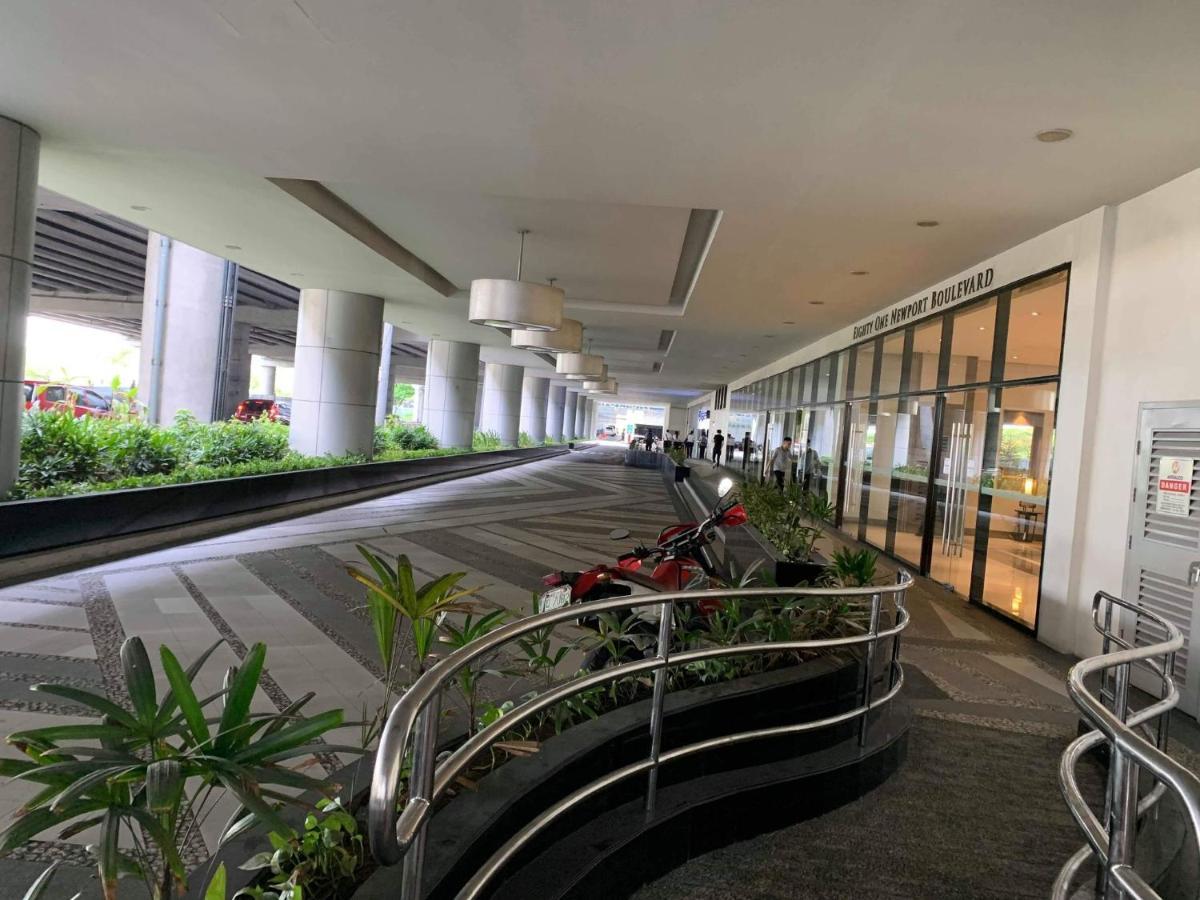 Modern And Cozy Studio Near Airport Terminal 3 Pasay Buitenkant foto